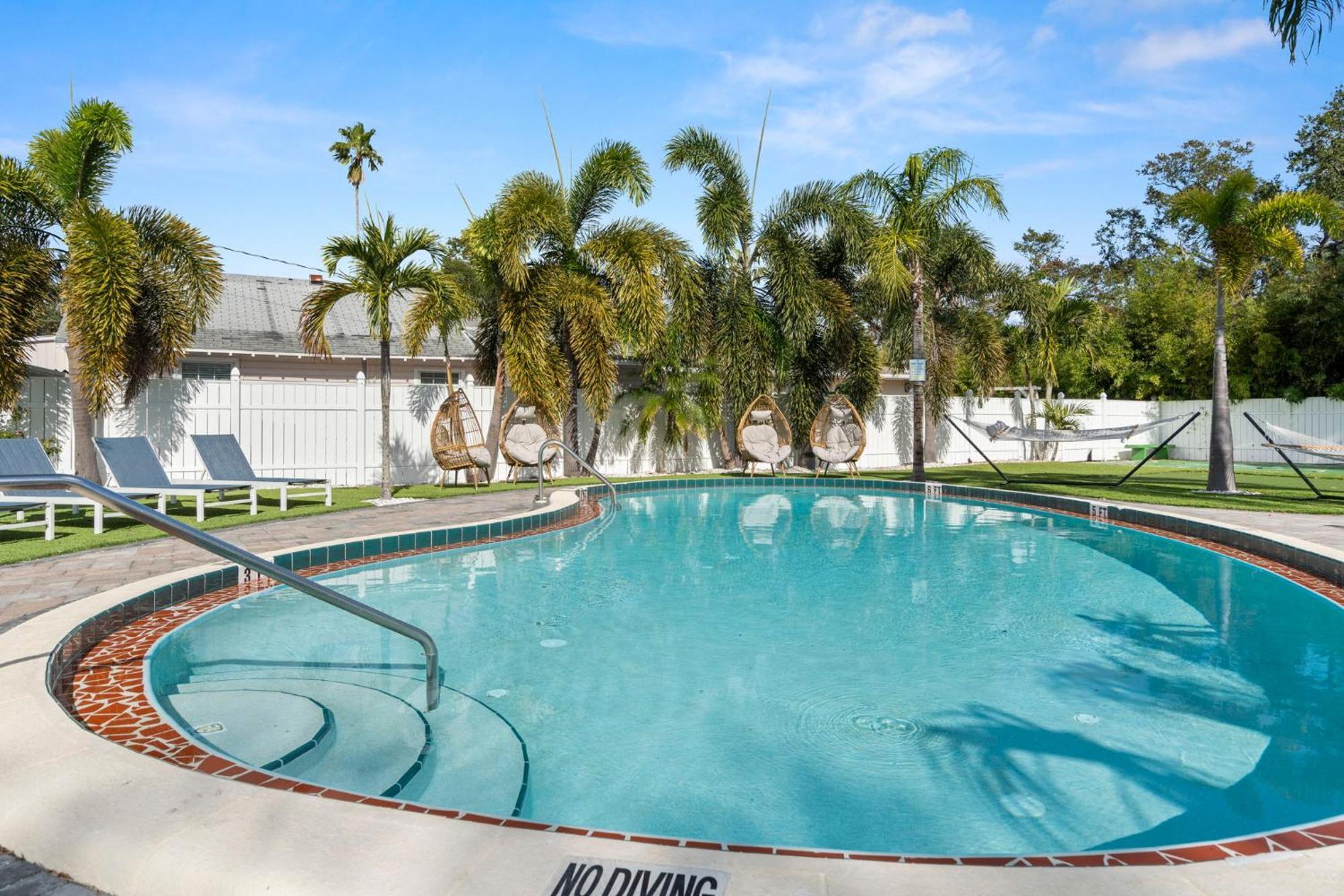 1k Bed With Shared Pool 06 Appartamento Clearwater